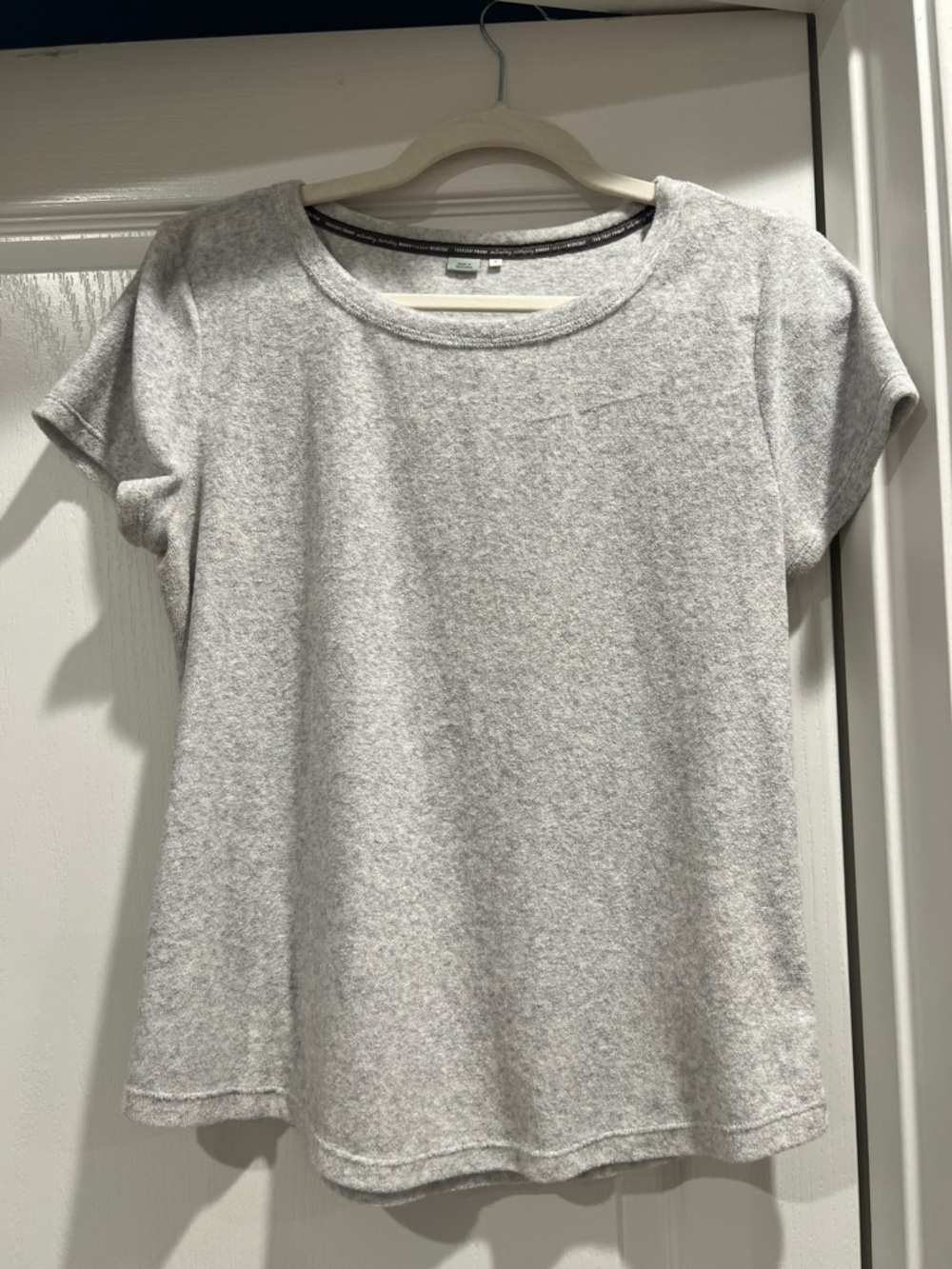 Casual Women's Light Gray Short Sleeve Crewneck Terry Tee